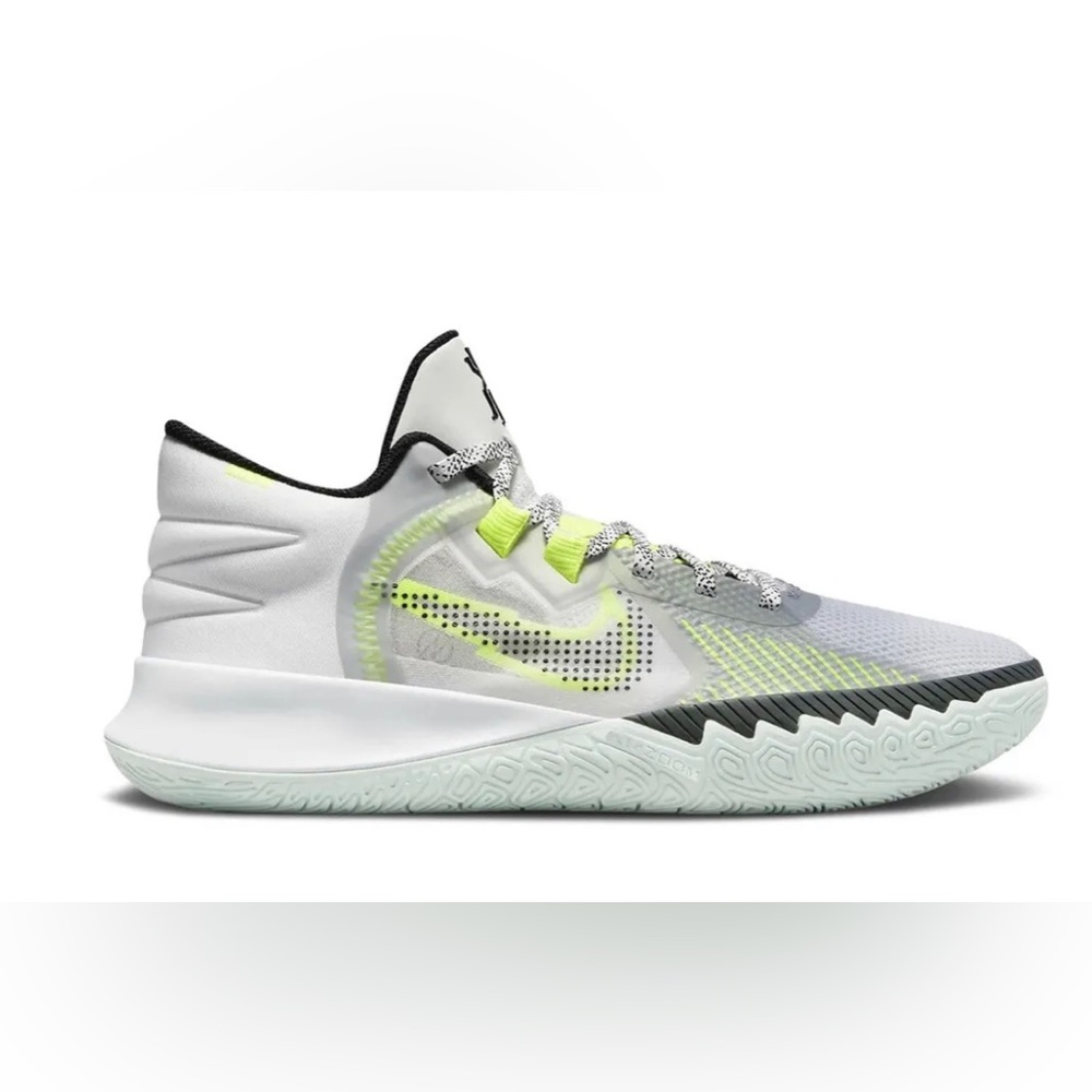 New Nike Kyrie basketball shoes mens size 11
